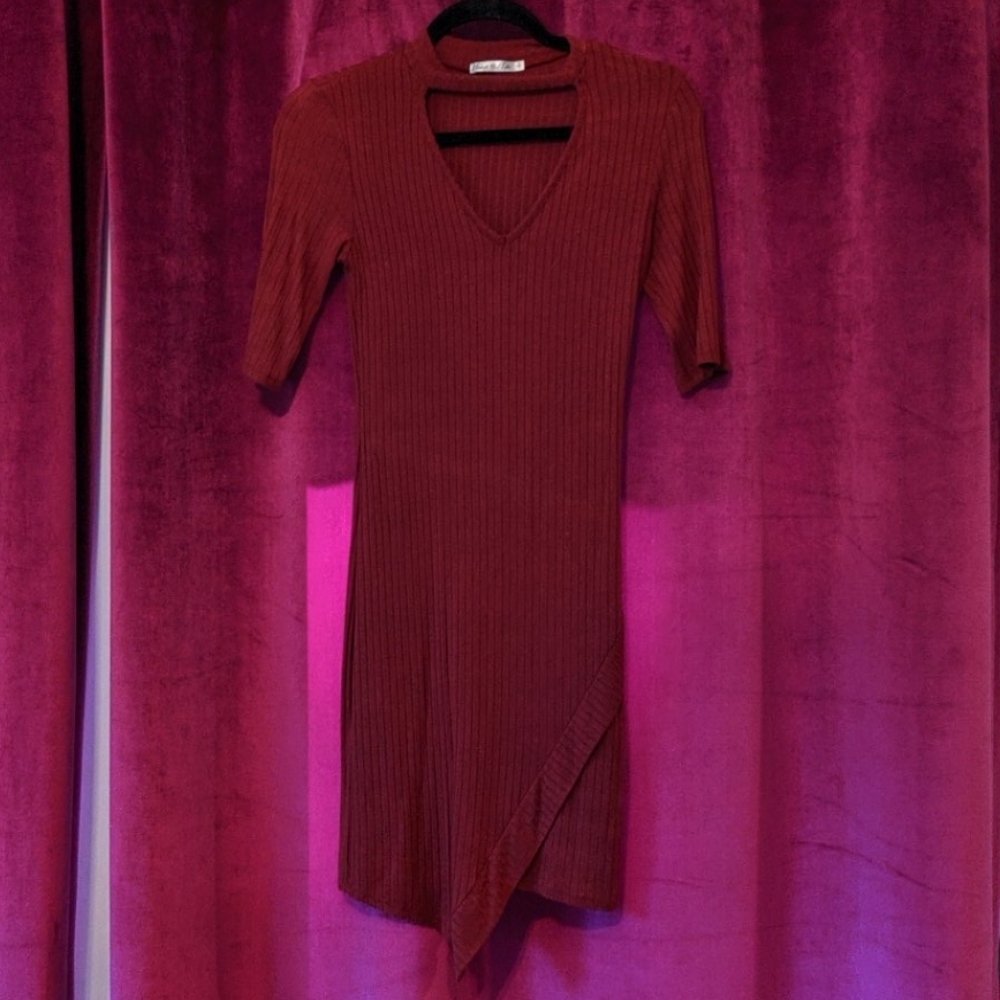 Sexy red ribbed bodycon dress with choker collar